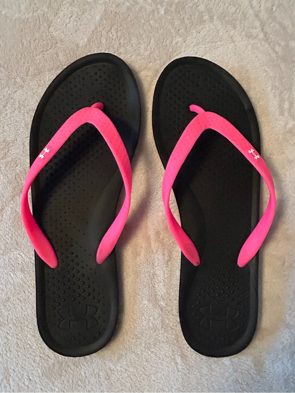 Under Armour Black Flip Flop Sandals with Hot Pink Straps